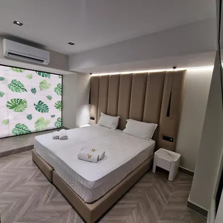 Tirana Room Rentals * ティラナ