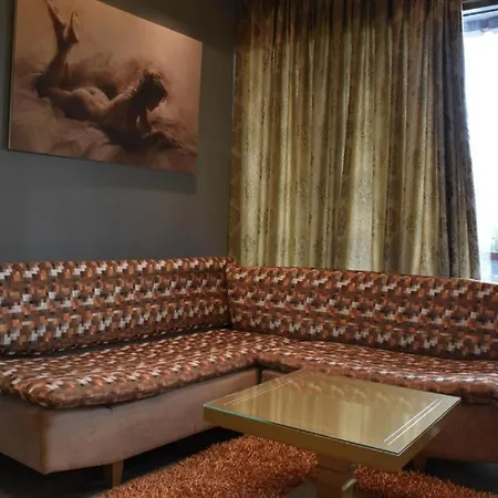 Ξενοδοχείο Tirana Room Rentals *