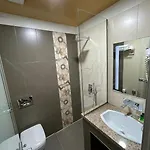 Tirana Room Rentals *